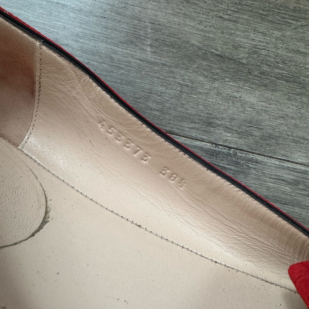Gucci Red Suede Fringe Marmont Flats with Gold GG - Picture 5 of 11